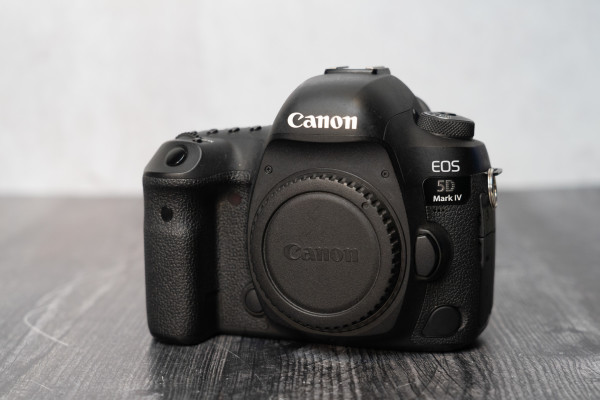 thumbnail-0 for Used Canon 5D Mark IV Body Only