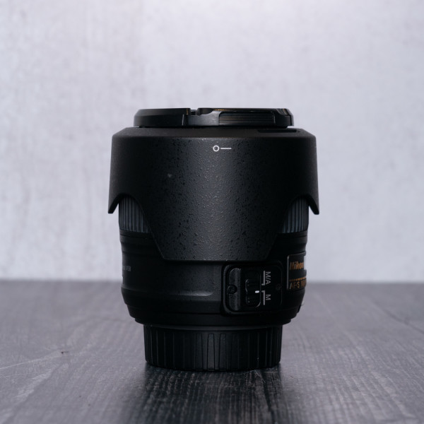 thumbnail-2 for Used Nikon AF-S 35mm f/1.8 G ED Lens w/Hood