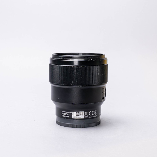 Sony FE 85mm f/1.8 Lens