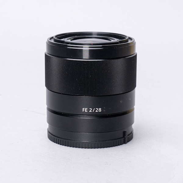 Sony FE 28mm f/2 Lens