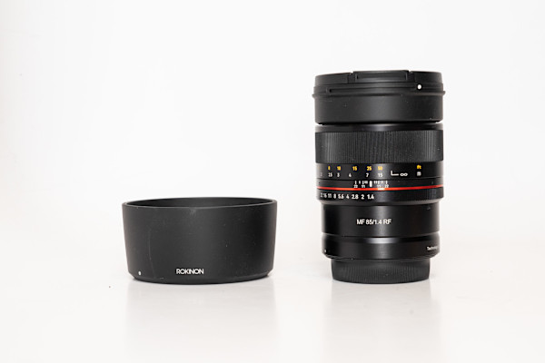 thumbnail-2 for Rokinon 85mm f/1.4 Lens w/Hood for Canon RF (Manual Focus)