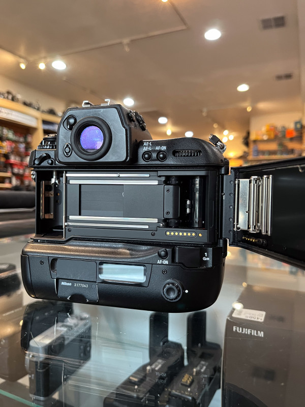 thumbnail-2 for Used Nikon F5 Body Only