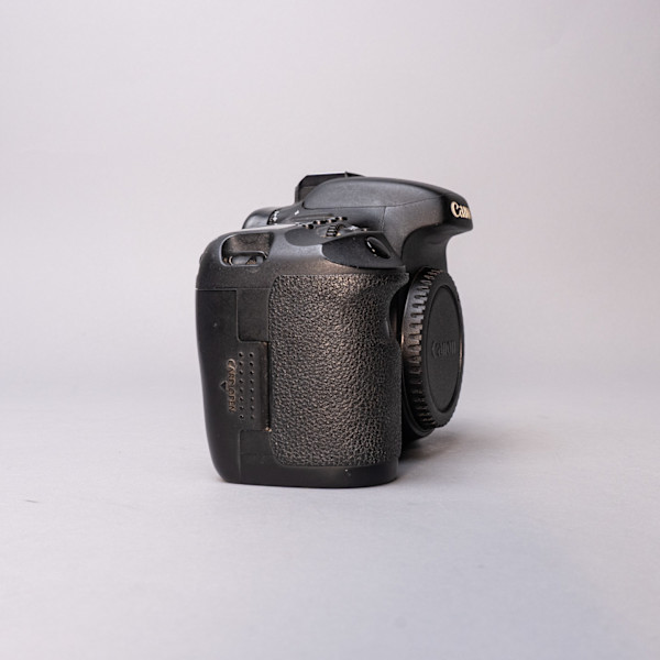 thumbnail-5 for Canon EOS 7D Body Only