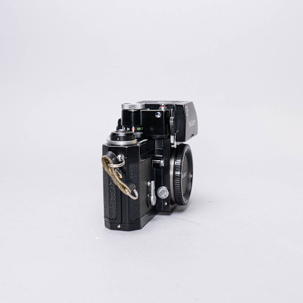thumbnail-2 for Nikon F (Black) w/Photomic Meter Prism