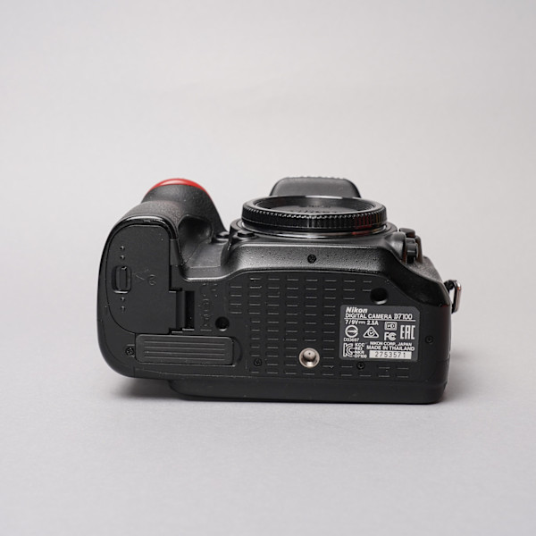 thumbnail-2 for Nikon D7100 Body Only