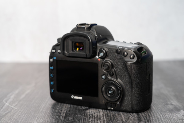 thumbnail-1 for Used Canon 5D Mark IV Body Only