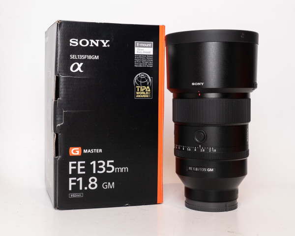 thumbnail-5 for Used Sony FE 135mm f/1.8 GM Lens w/Hood + Original Box