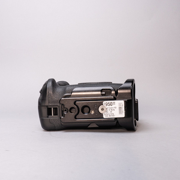 thumbnail-3 for Canon 5D Mark IV Body w/BG-20 Battery Grip *SEE NOTES*
