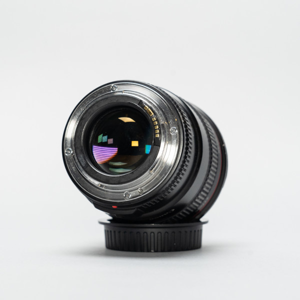 thumbnail-2 for Used Canon EF 24mm f/1.4 L Lens w/Hood