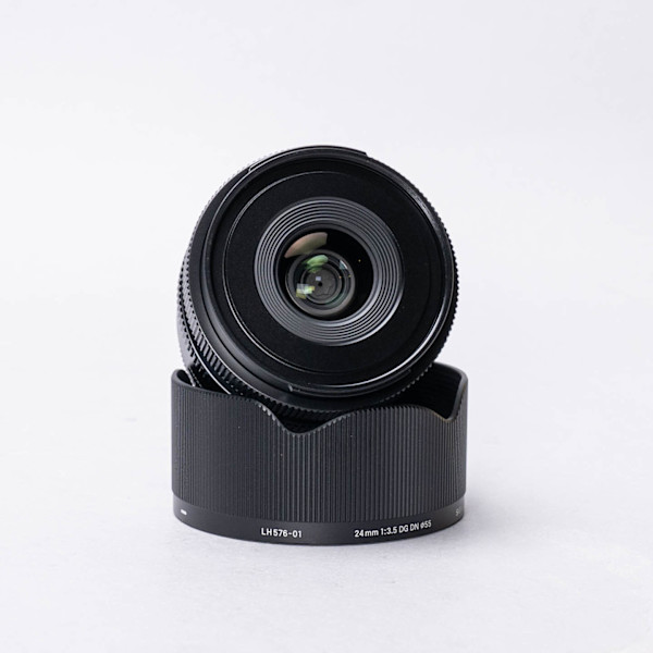 thumbnail-6 for 24mm F3.5 Contemporary DG DN for Sony E mount w/Hood + Original Box