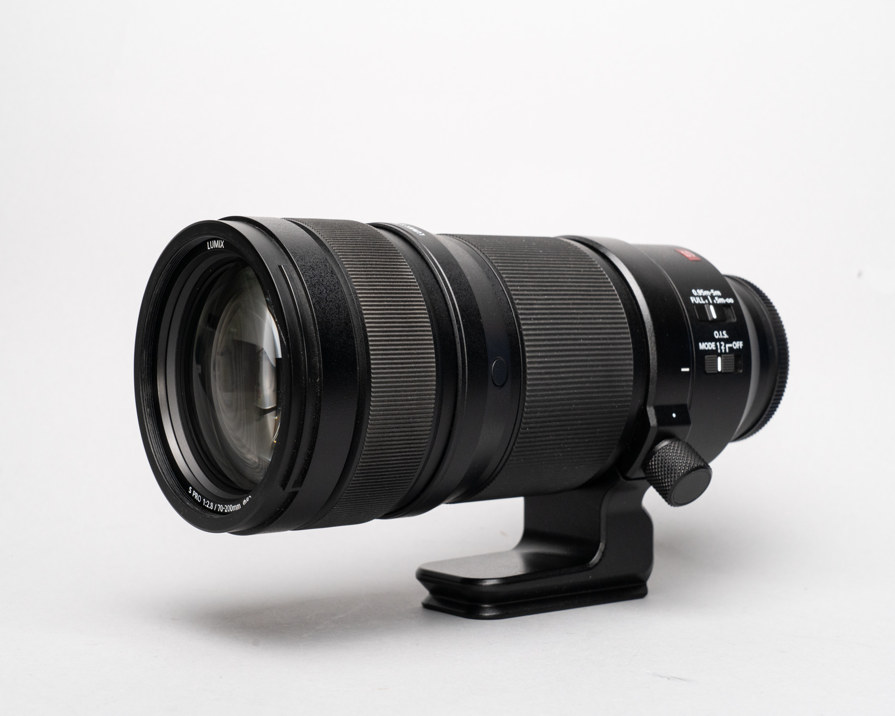 Used Lumix S Pro 70200mm f/2.8 Lens From Focal Point Photography On