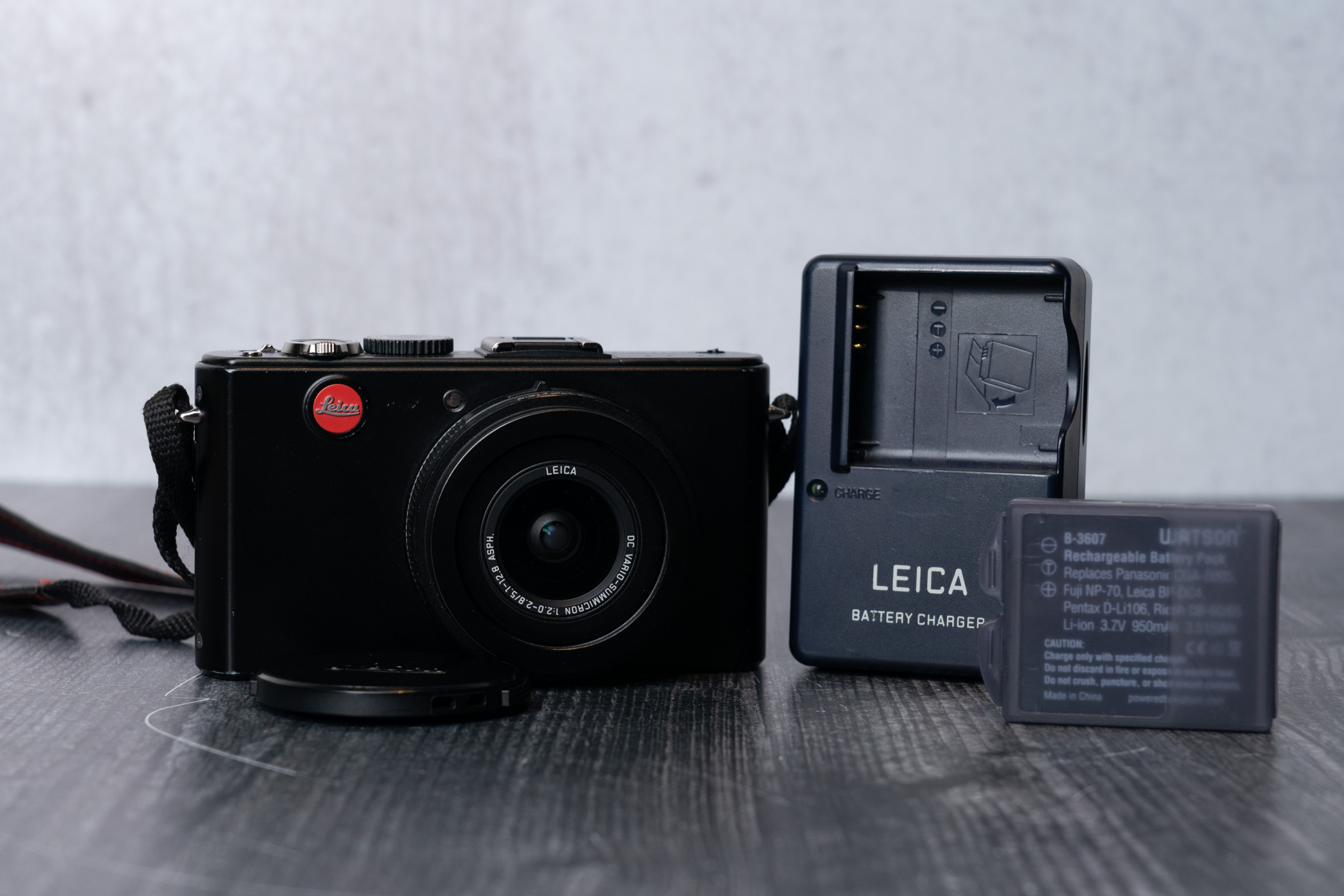 Used Leica D-Lux 4 Camera