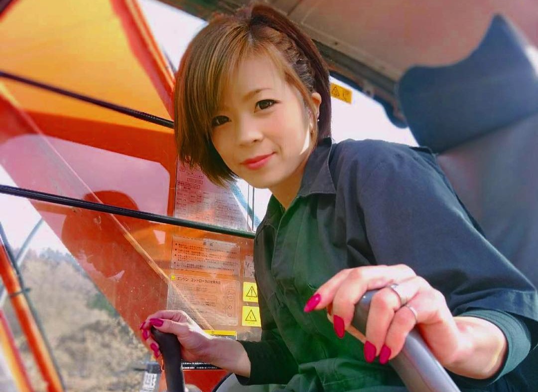 記述重型貨車x女性司機的帥氣人生 Lady5