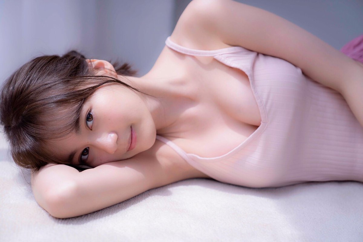 發售不到一個月出貨量達成30萬!乃木坂46生田絵梨花寫真集再創紀錄!