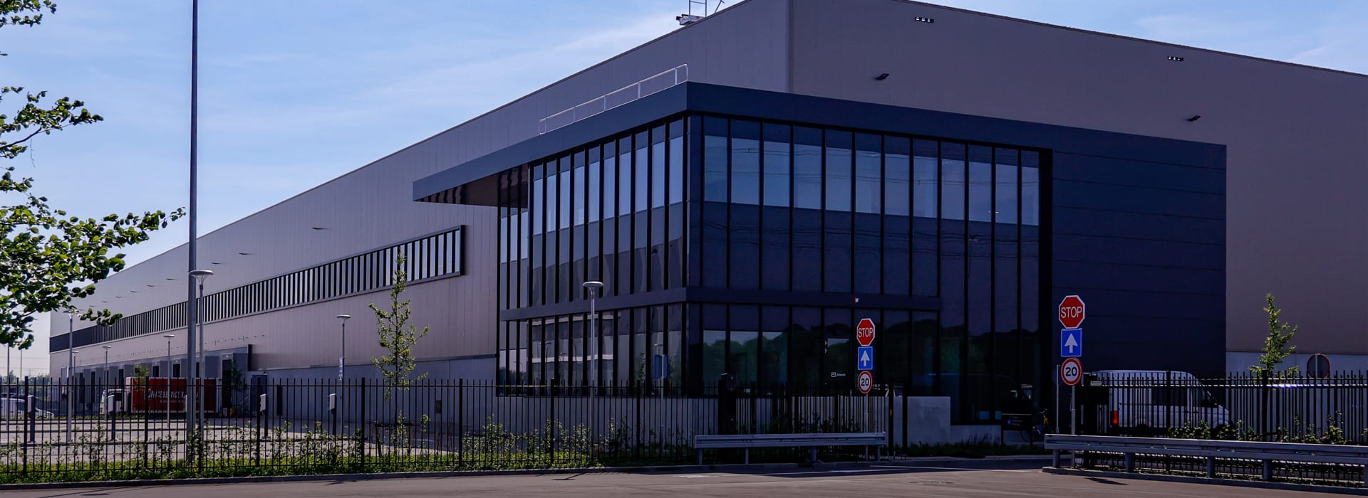 17.000m² Warehouse aan de Tecklenburgstraat in Zwolle