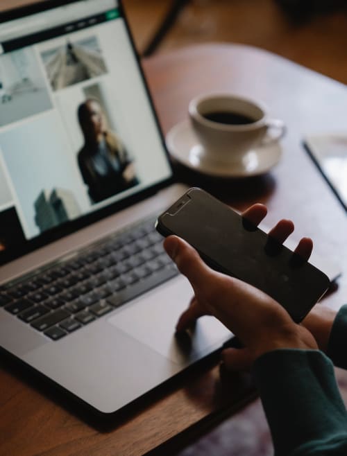 Média megjelenések