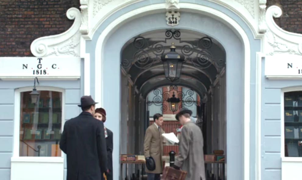 A scene from ITV's Downton Abby, filmed outside Wildy's