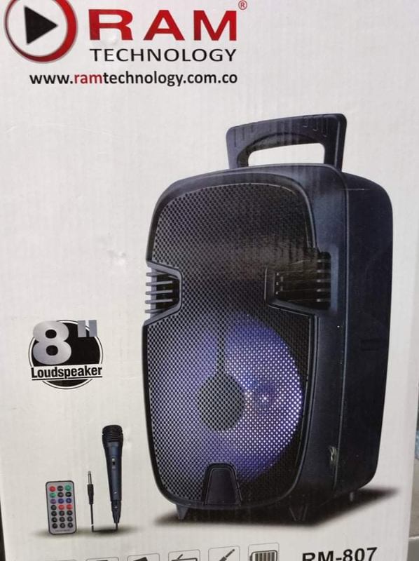 https://res.cloudinary.com/linda-leblanc/image/upload/v1636776143/esolumobil/pcmshklfi5g90dvkjpha.jpg