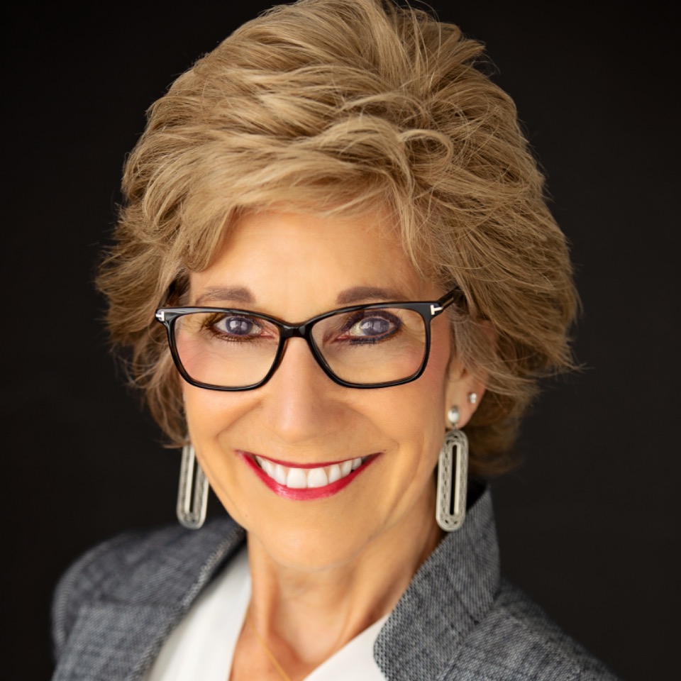 Linq Debbie Hill