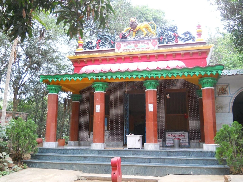 Attahasa Shakti Peeth, West Bengal – History, Darshan Timings & Travel Guide 2 Attahas-Shaktipeeth