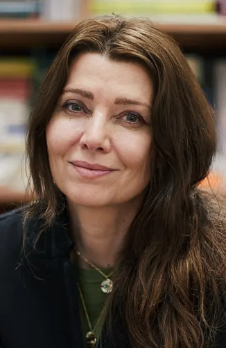 personImageElif Shafak