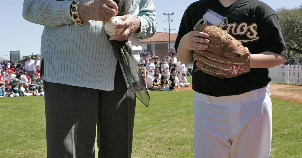 George and Barbara Bush Little League® Parents of the Year - Little League