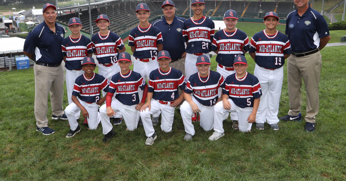 LL All-Star baseball: Mid-Island's new uniforms were prominently