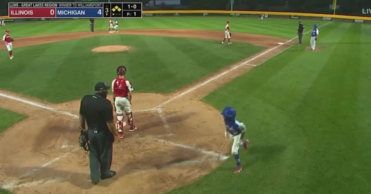 Lucas Farner's 2run single Little League