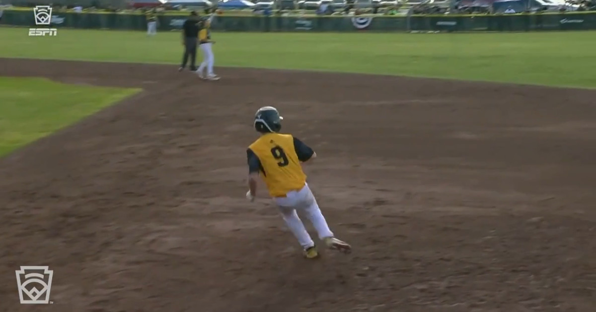 Brodie Carver #39 s leadoff single Little League Brodie Carver #39 s leadoff single Little League