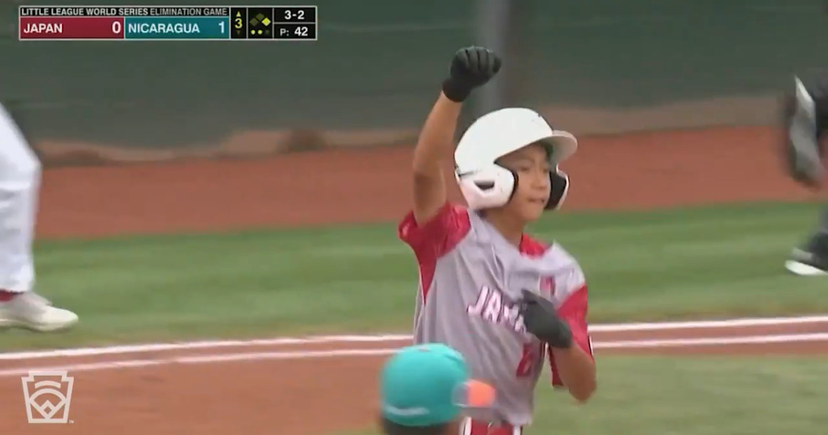 Ohta's tworun homer Little League