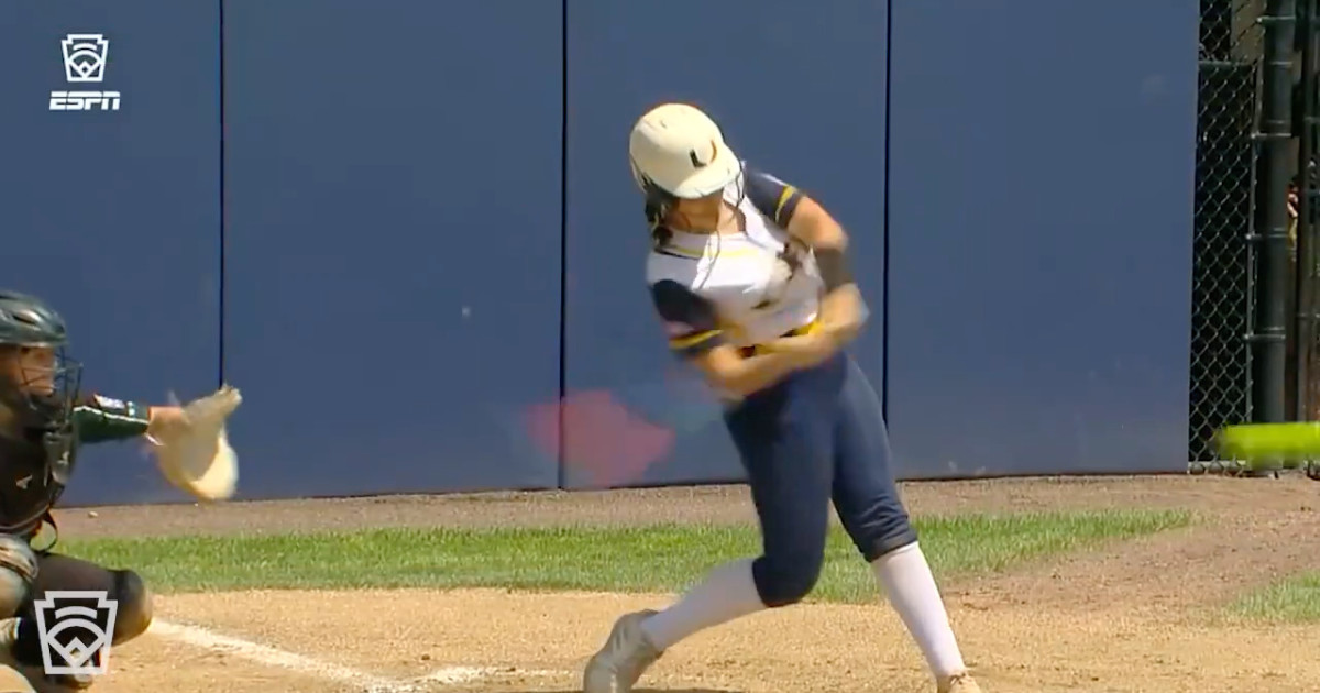 Connecticut's back to back RBIs - Little League