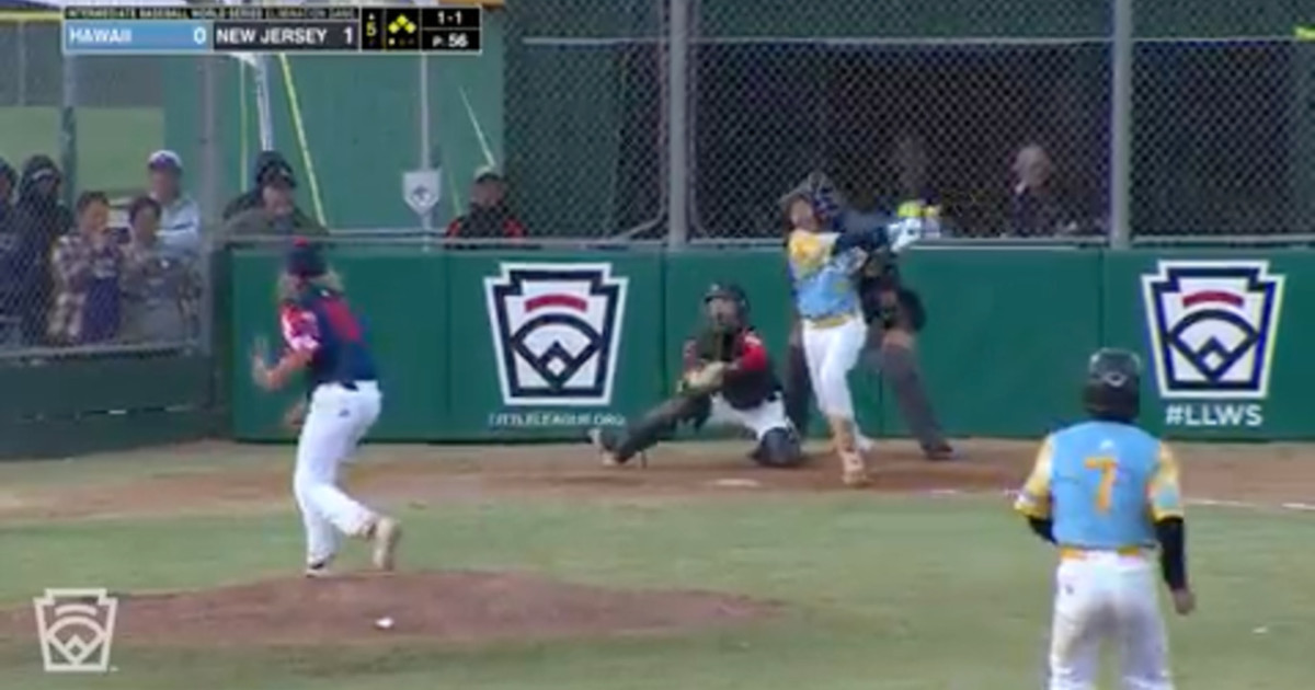 Justin Kamanao's sac fly - Little League