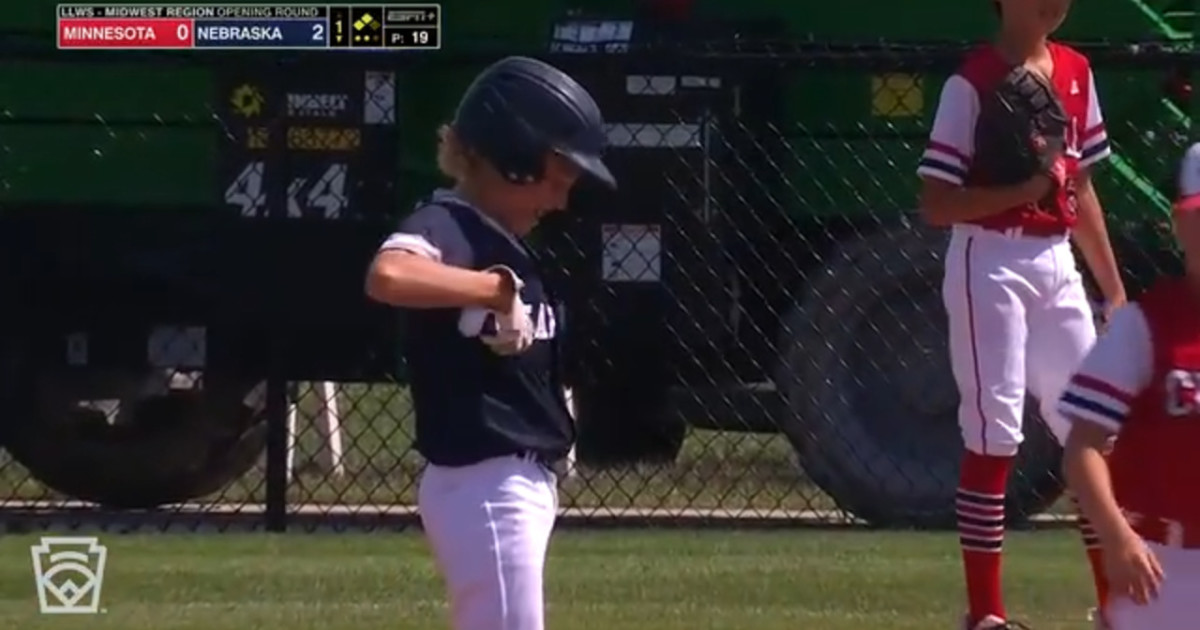Bryson Lewis' RBI double Little League