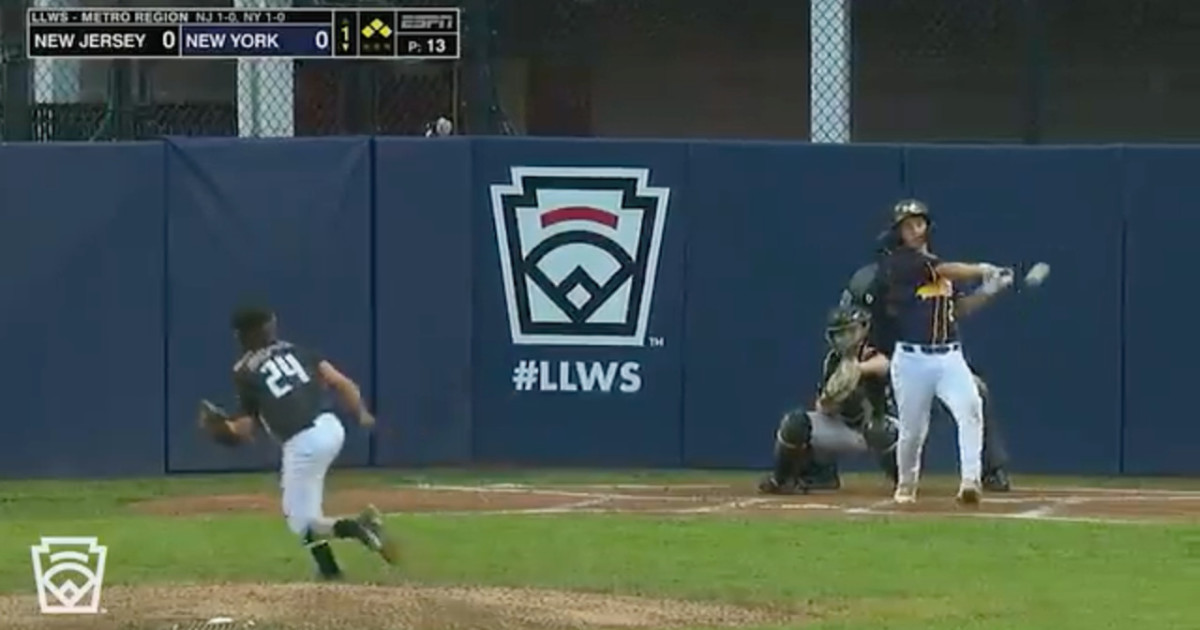 Brady Hunt's 2run single Little League