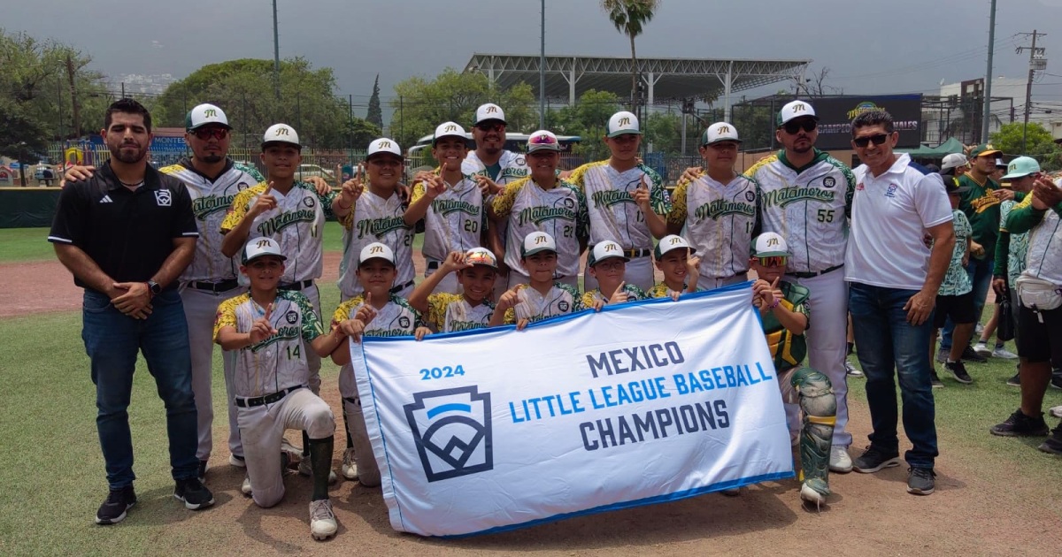 Hispanic Little League Baseball Team