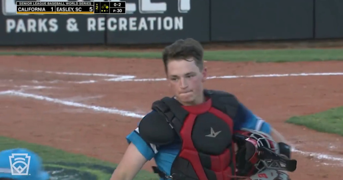 Tobie Lowe's incredible throw - Little League
