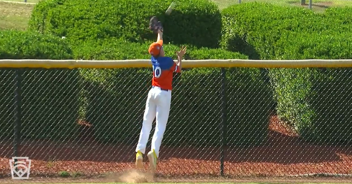 Jacob Hite's Unbelievable Catch - Little League