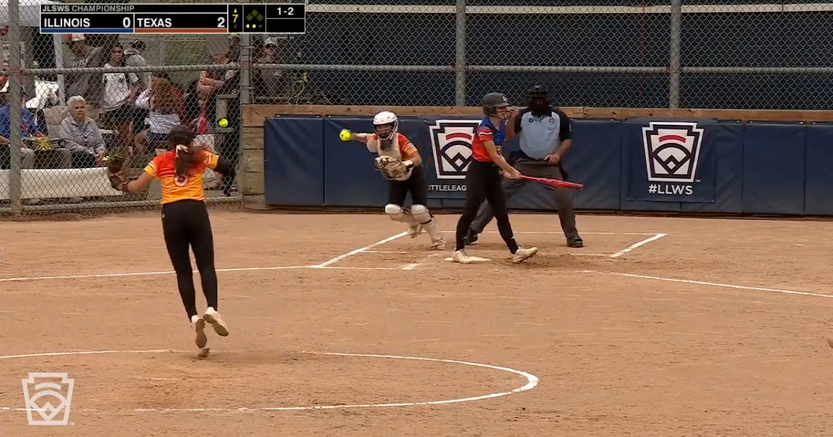 Paelyn Etzler's unstoppable arm - Little League