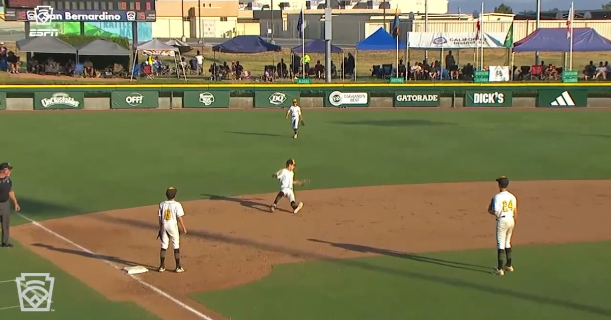 Lincoln Ploog's falling catch - Little League