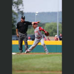 japan third basemen throwing ball