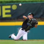 australia player throwing ball