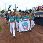 ll players walking onto field mlb classic