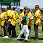 Mexico player highfiving Pirates players