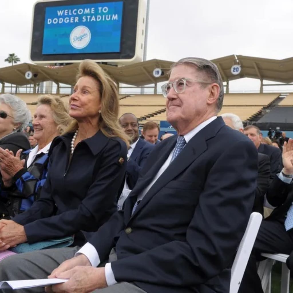 Dodgers past and present share memories and condolences after