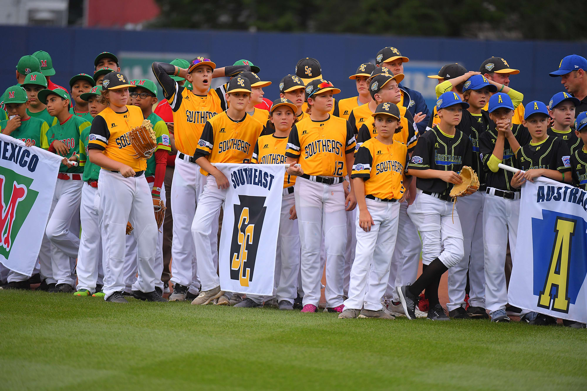 ll players opening ceremonies mlb classic