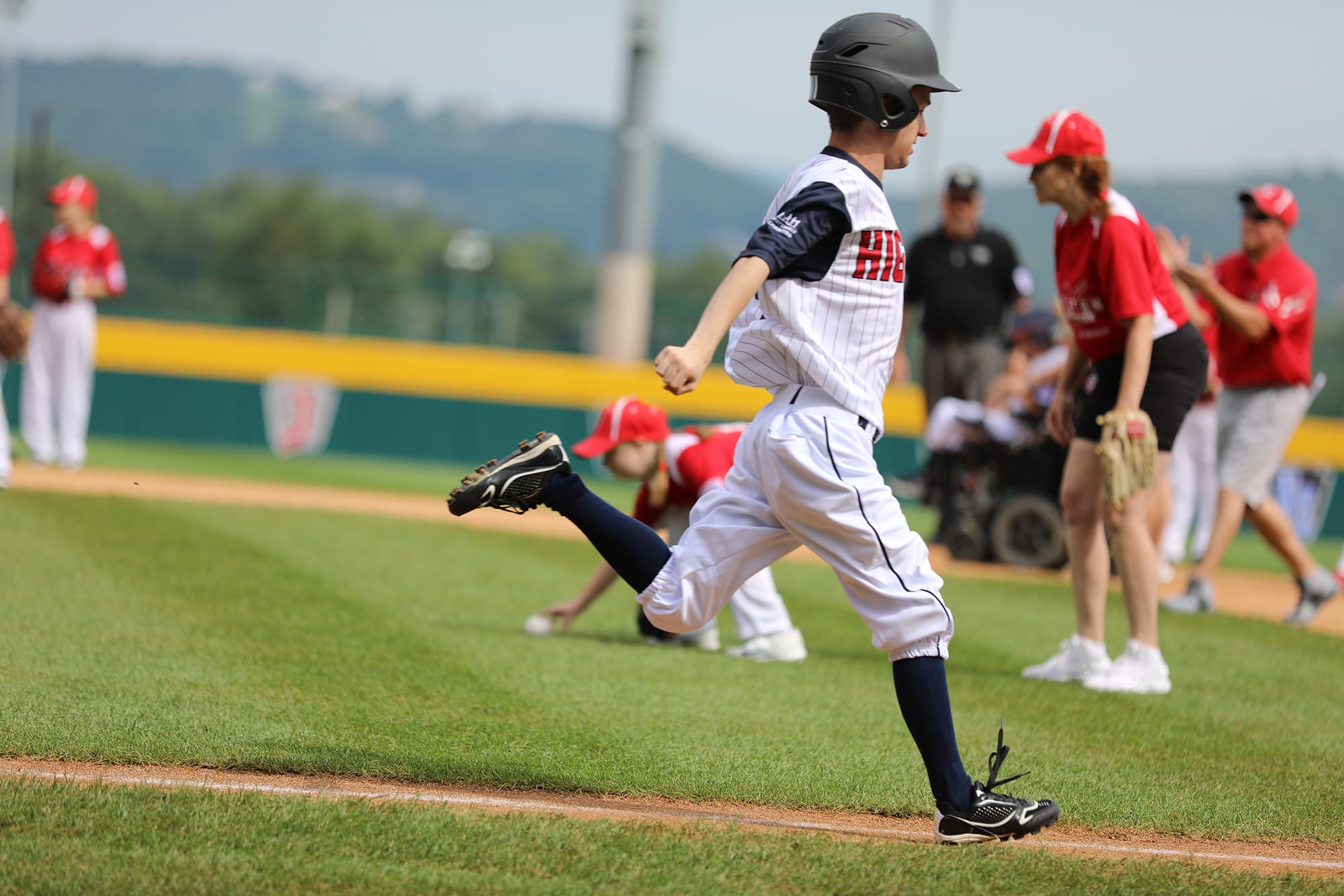 challenger game - player running to first