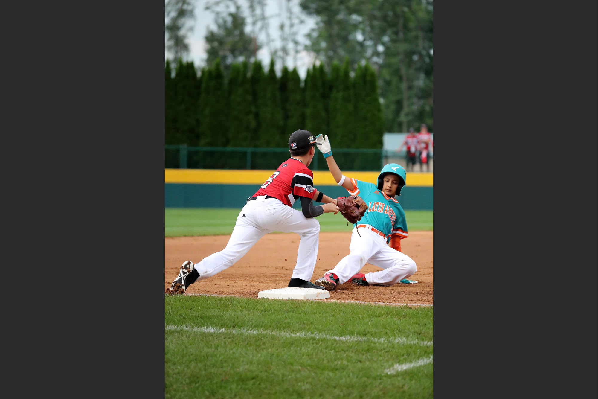 latin america player sliding