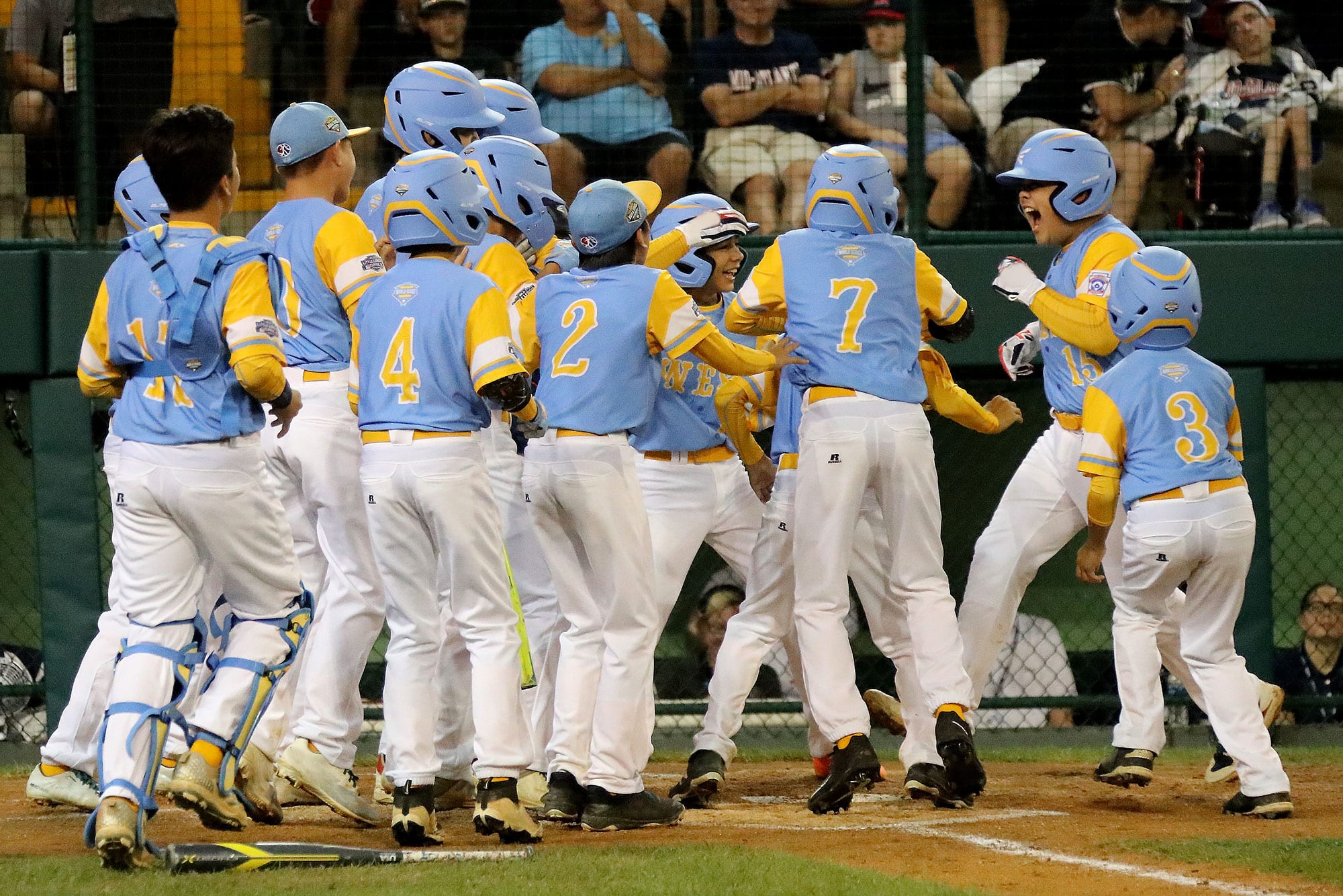 LLWS: Georgia 4, Grosse Pointe Woods-Shores 3