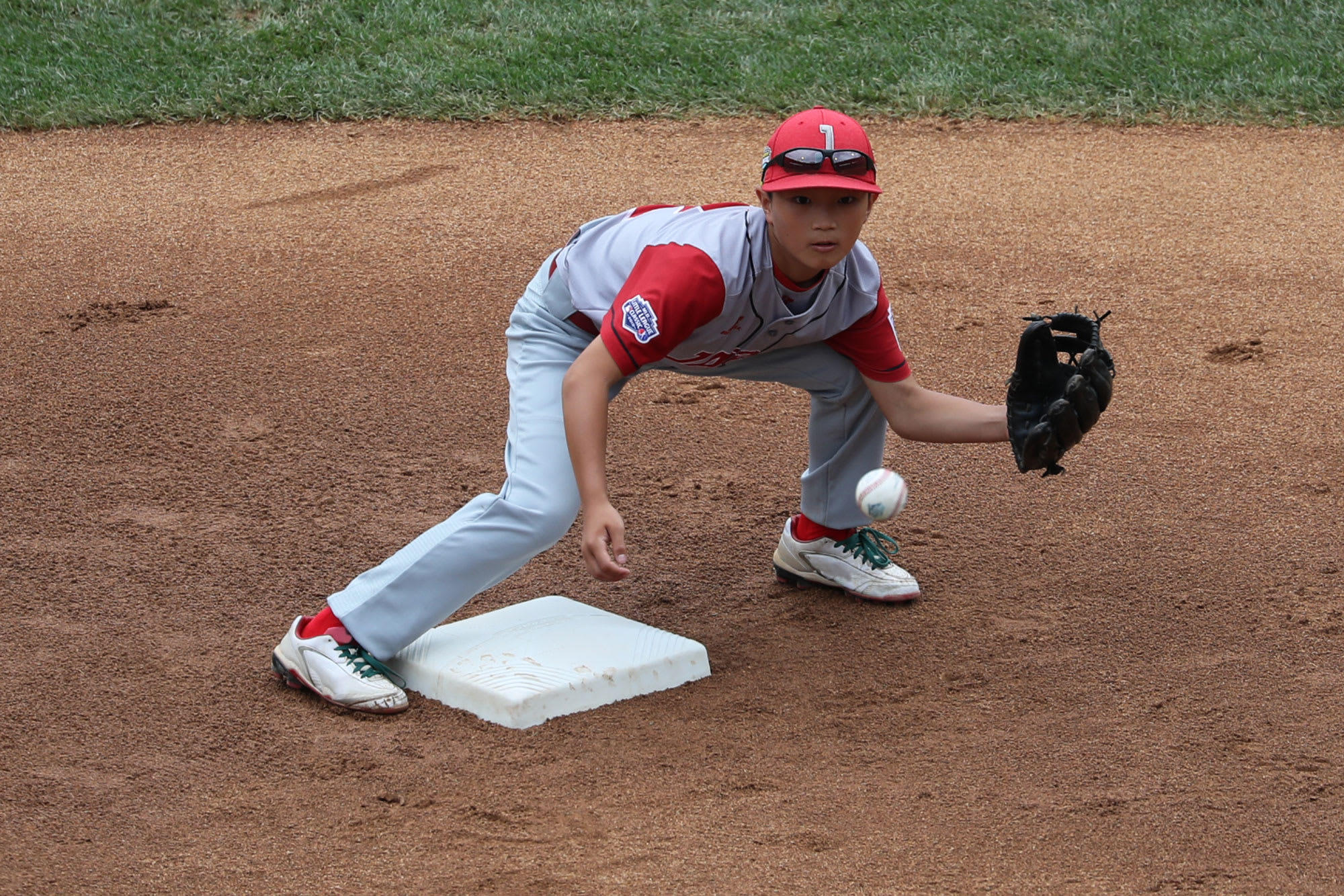 japan player catching ball