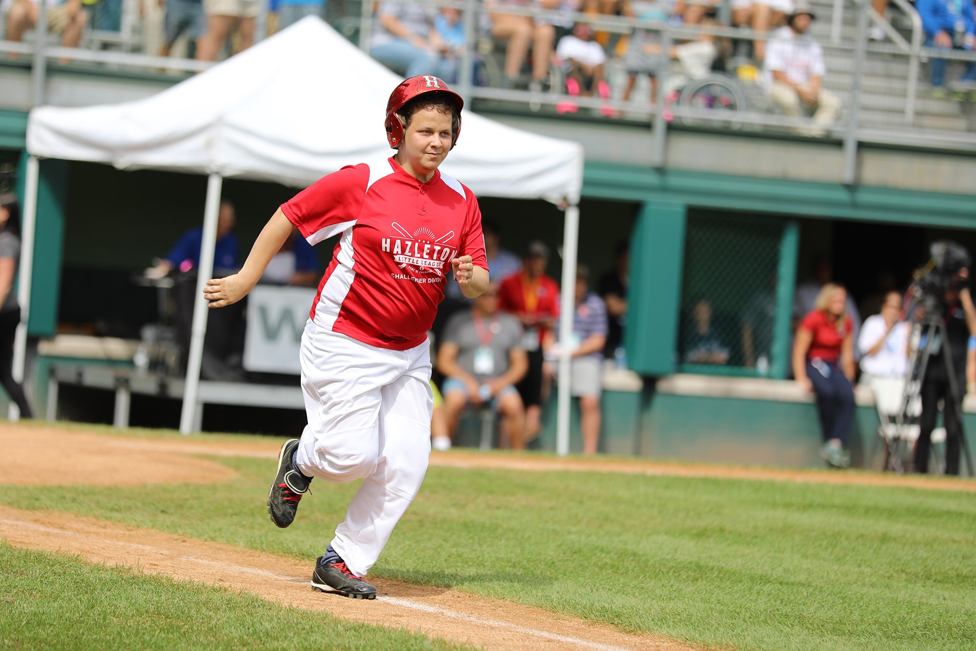 challenger game - player running to first